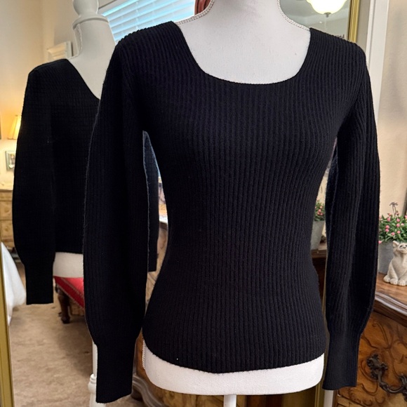 Madewell Sweaters - Madewell Black Ribbed Crew Neck Sweater 90%Wool 10% Cashmere